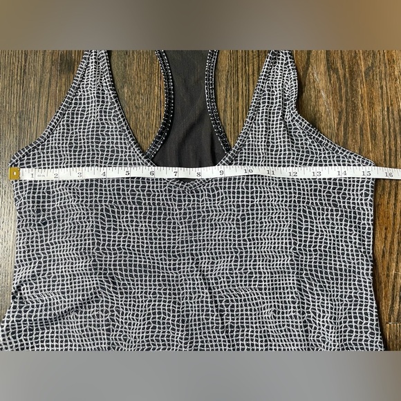 Lululemon Racer Back Tank - Picture 12 of 13